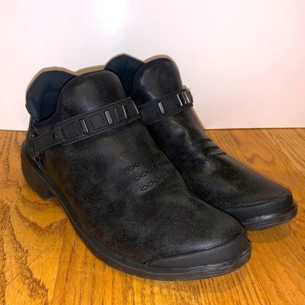 Bzees Washable Barista Black Ankle Boots, Womens 7.5 complete comfort